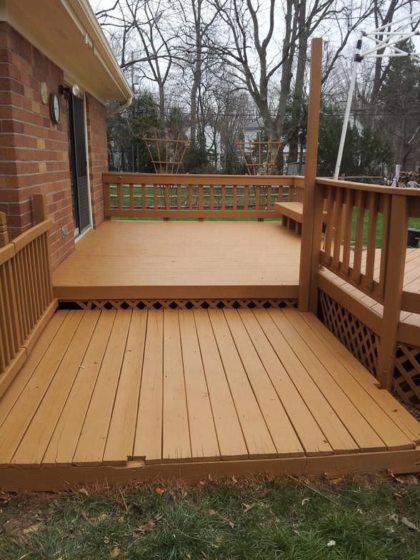 Lees Re Creation  Power washing and Painting deck in Toledo Ohio 43615